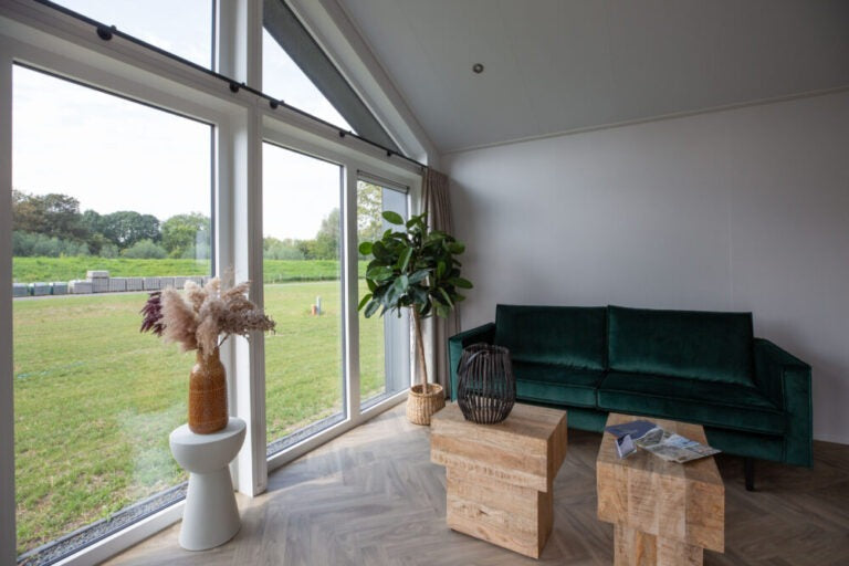 Casa mobile Biesbosch 1250-2 – Chalet prefabbricato con terreno incluso, una soluzione completa